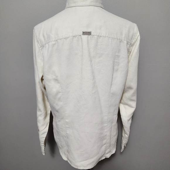 Columbia ecru suedette button down size large - Picture 5 of 9